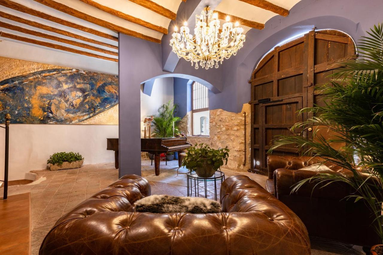 El Palauet Del Priorat Hotel Cornudella de Montsant ภายนอก รูปภาพ