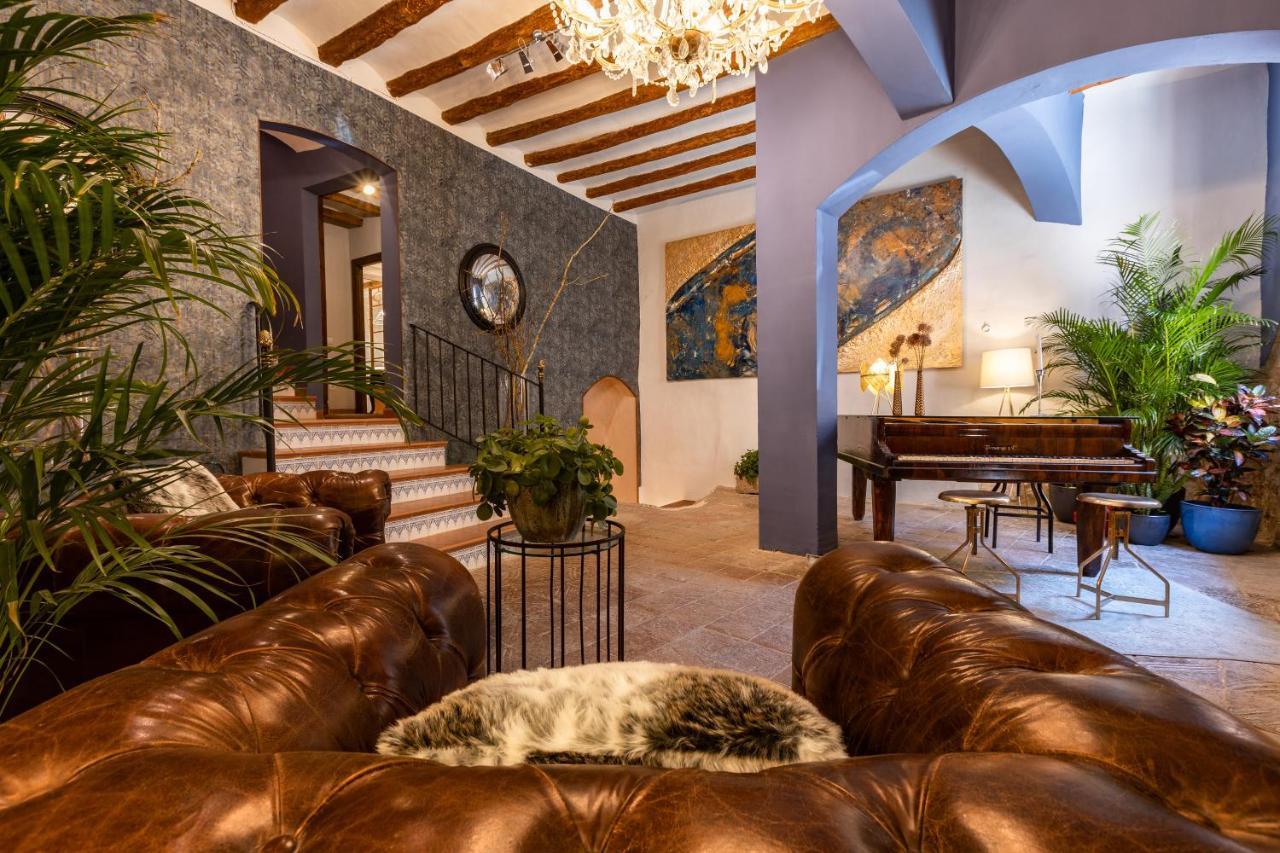 El Palauet Del Priorat Hotel Cornudella de Montsant ภายนอก รูปภาพ