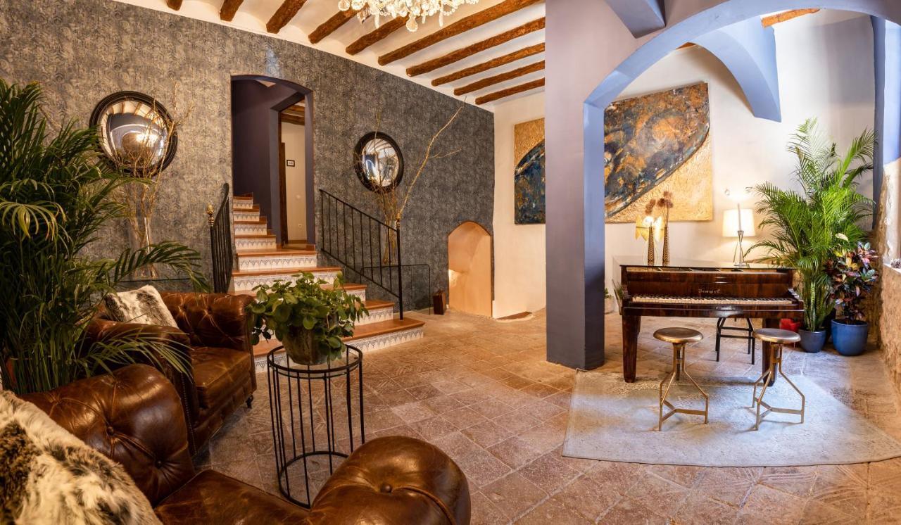El Palauet Del Priorat Hotel Cornudella de Montsant ภายนอก รูปภาพ